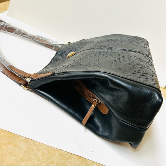 NWT Tignanello Leather Embossed Two-Toned Large Satchel. Comes with a dust bag. - Picture 2 of 15